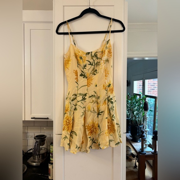 Reformation Annelise floral flare minidress in honeyglow yellow print - Picture 5 of 9